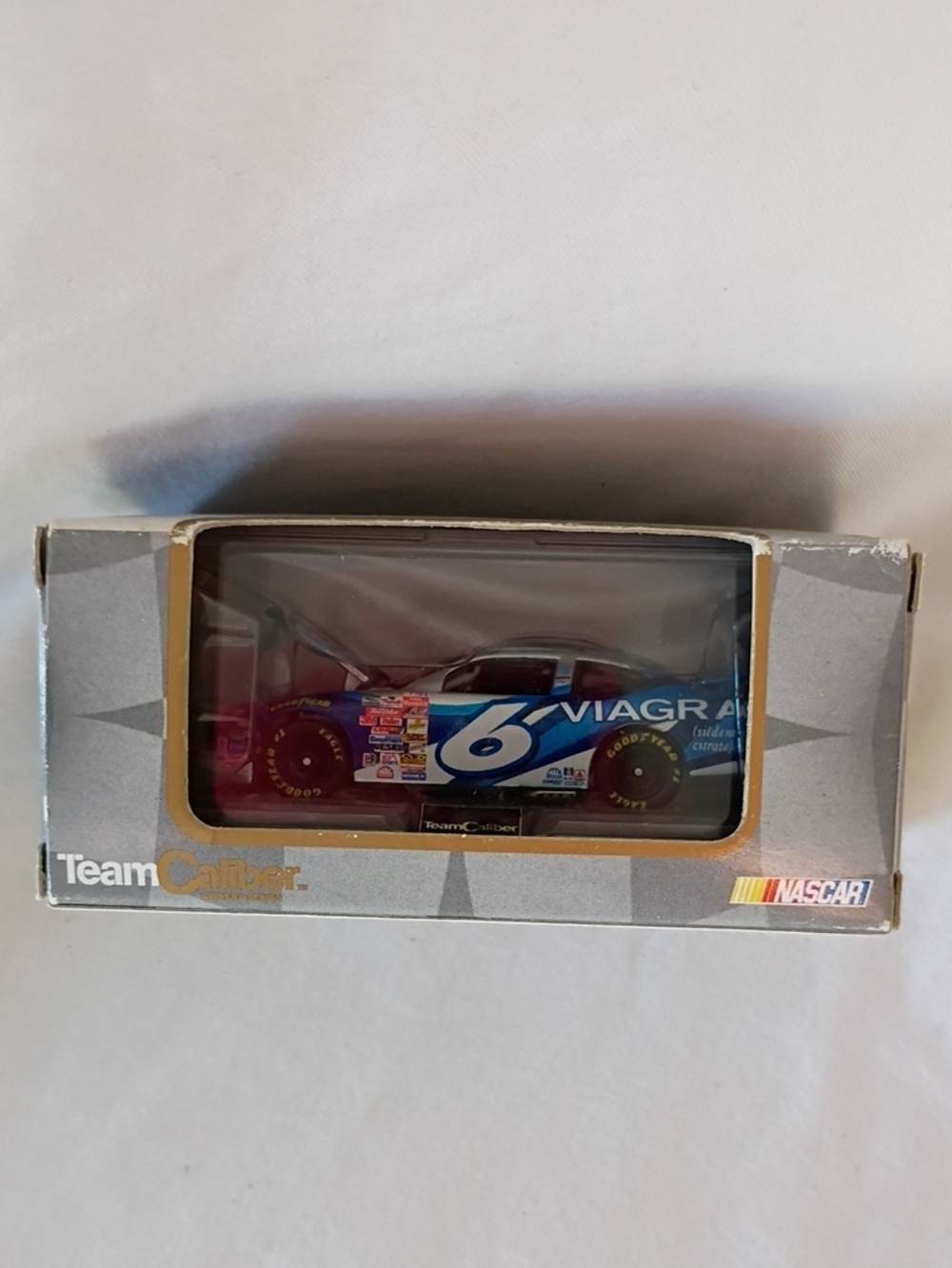 New Nascar TEAM CALIBER Mark Martin 1/64 Scale 2001 Blue Ford Taurus Collectible